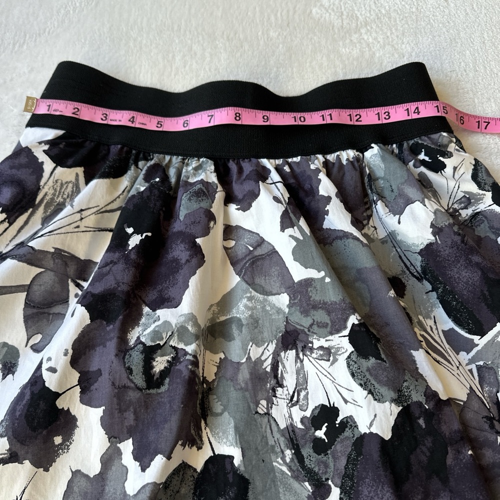 Express Design Studio skirt - Picture 2 of 7
